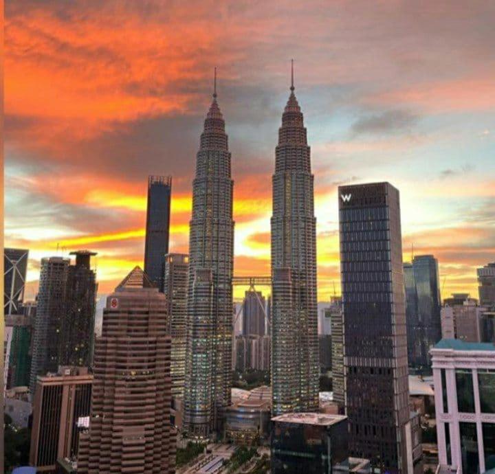KLCC view condo stay Kuala Lumpur Esterno foto
